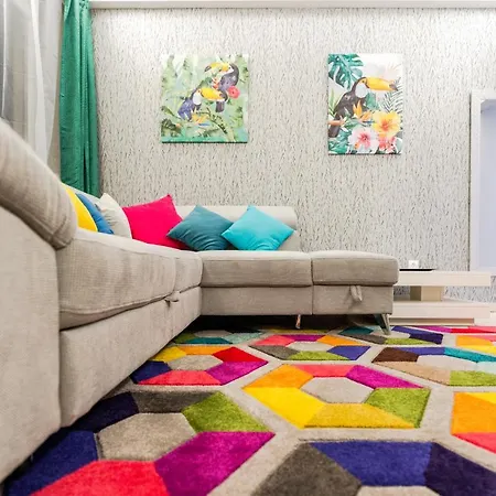 Andrassy Avenue Exclusive